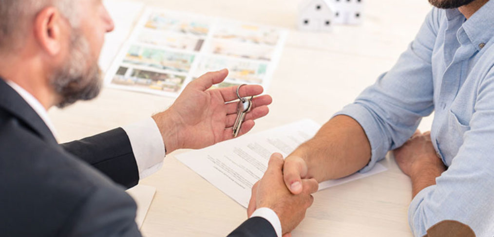 Engager les services d'une agence immobilière pour la recherche de biens